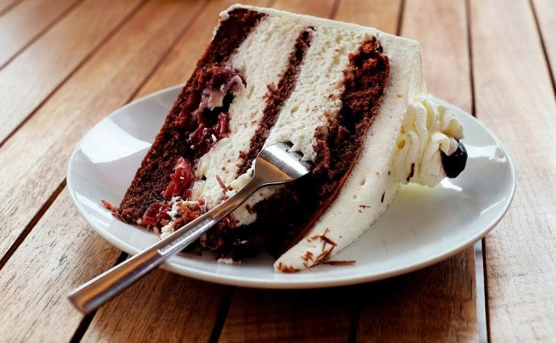 Kue yang sebelumnya nikmat, bisa berkurang kenikmatannya setelah disimpan di kulkas. (Pixabay/&nbsp; Couleur)