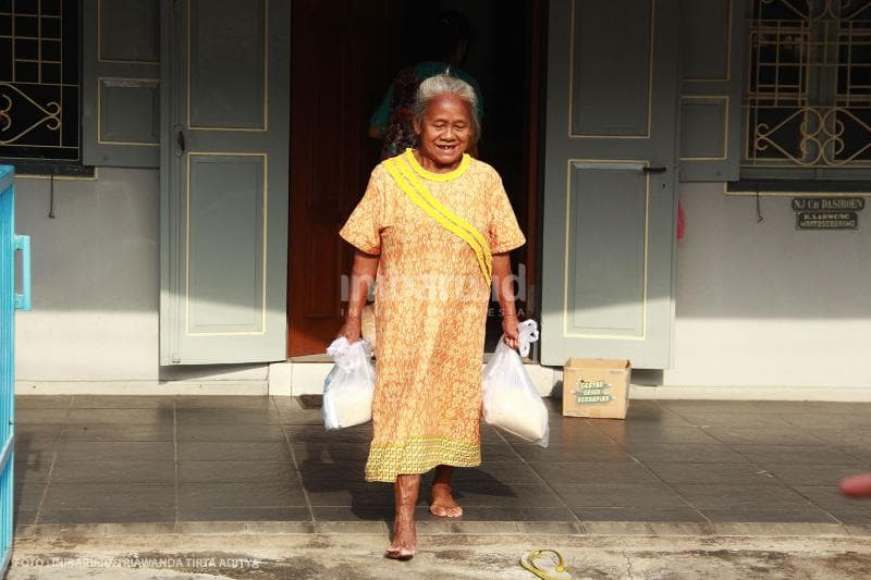 Senyum semringah selalu terpancar di wajah mereka.<br>