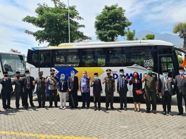 Peresmian rute baru Damri Batu - Malang - Bromo. (Doc.Damri)<br>