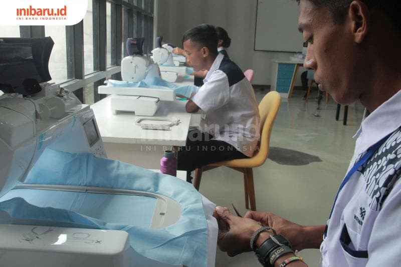 Ilustrasi - Yang menetapkan upah minimum adalah Gubernur daerah. (Inibaru.id/ Triawanda Tirta Aditya)<br>