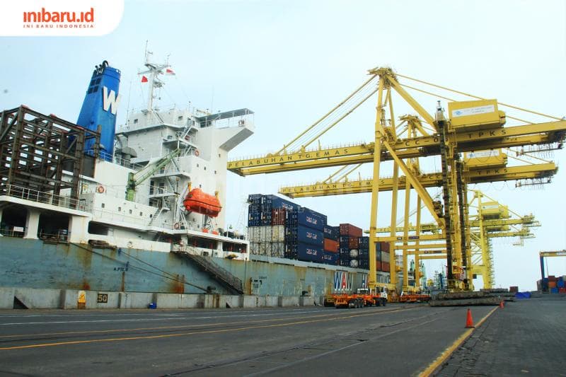 Kebijakan keduanya nanti bakal mempengaruhi laju ekspor-impor dunia dan Indonesia. (Inibaru.id/ Triawanda Tirta Aditya)<br>