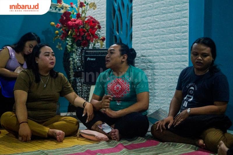 Waria juga pengin hidup bermasyarakat secara damai. (Inibaru.id/ Audrian F)<br>