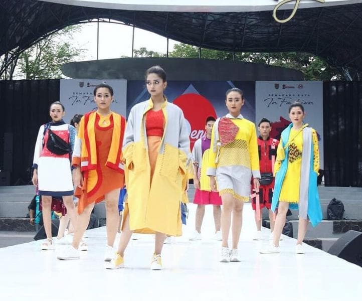 Karya-karya dari desainer Komunitas Benik. (Instagram/benik.semarang) 