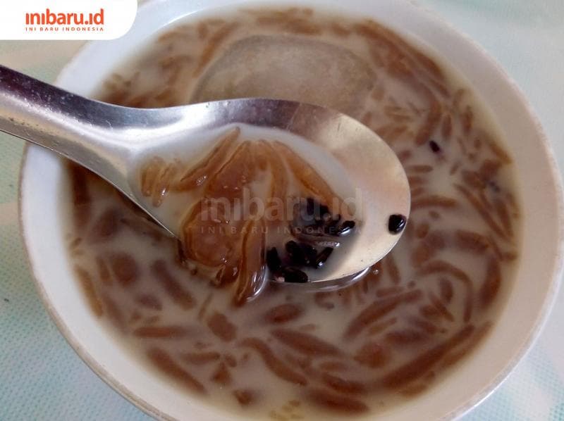 Es Dawet Gempol Jabung Ponorogo dan Lepek Pembawa Jodoh