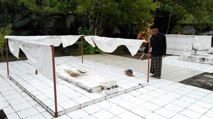 Makam Rara Oyi di Makam Para Pendosa Banyusumurup, Bantul. (Tribun Jogja/Setya Krisna Sumargo)