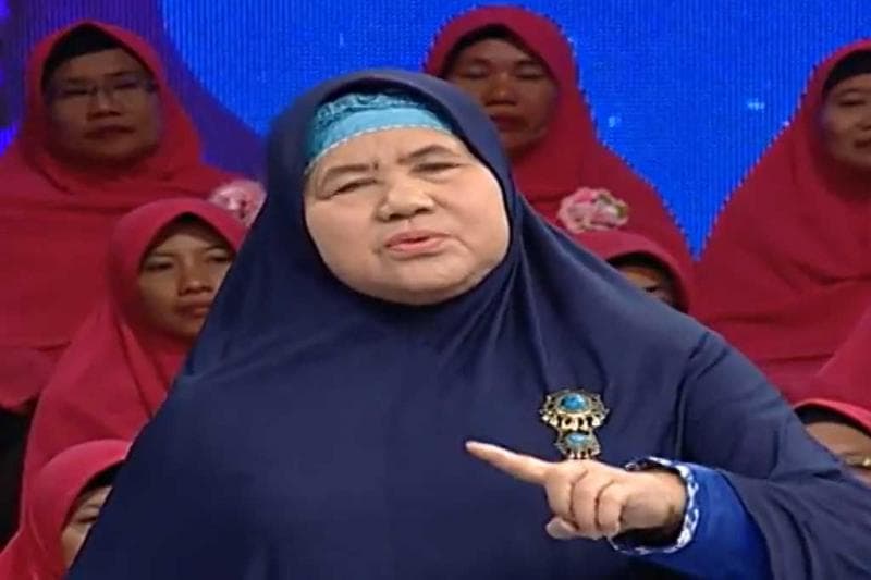 Kabar terbaru asisten rumah tangga Mamah Dedeh juga positif Covid-19. (Medcom)<br>