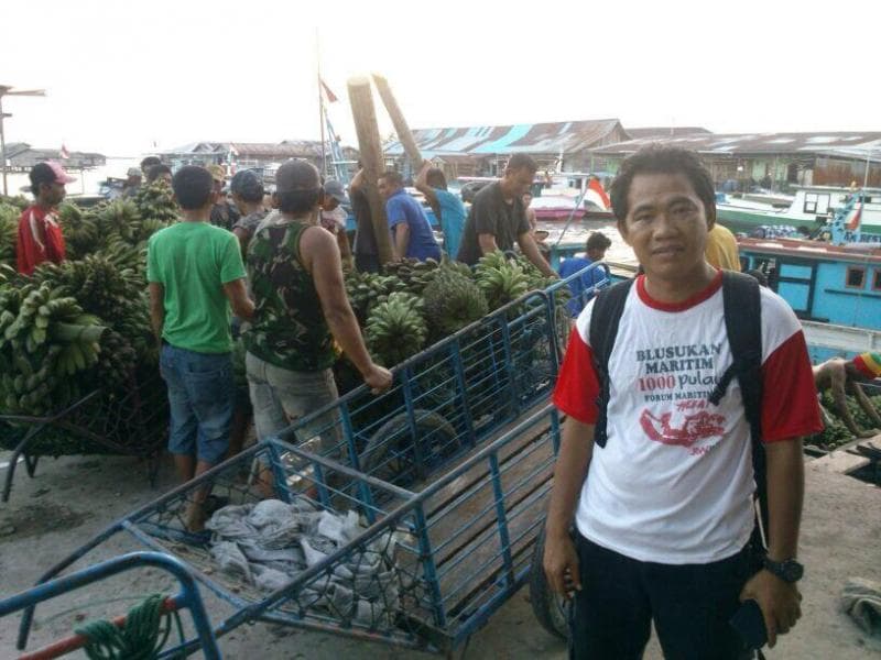 Pasar di Sebatik, perbatasan dengan Malaysia. (Twitter/ForumMaritim)