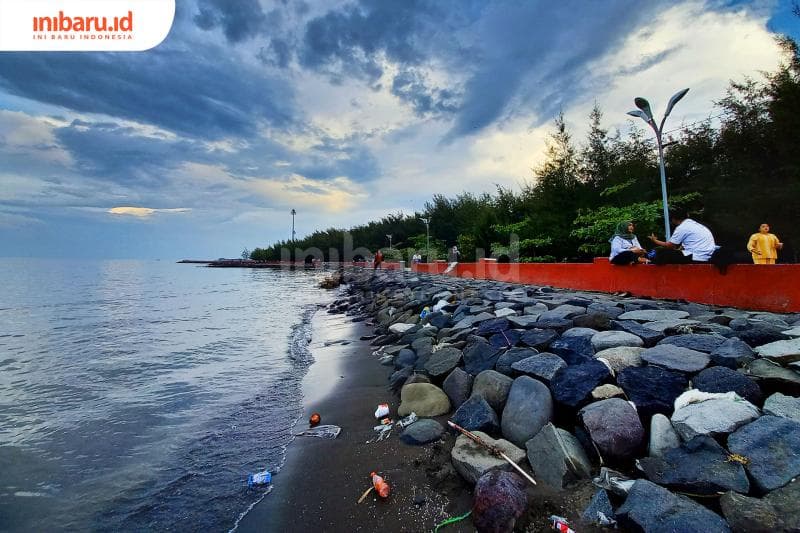 Pantai Alam Indah Tegal, Jawa Tengah. (Inibaru.id/ Triawanda Tirta Aditya)