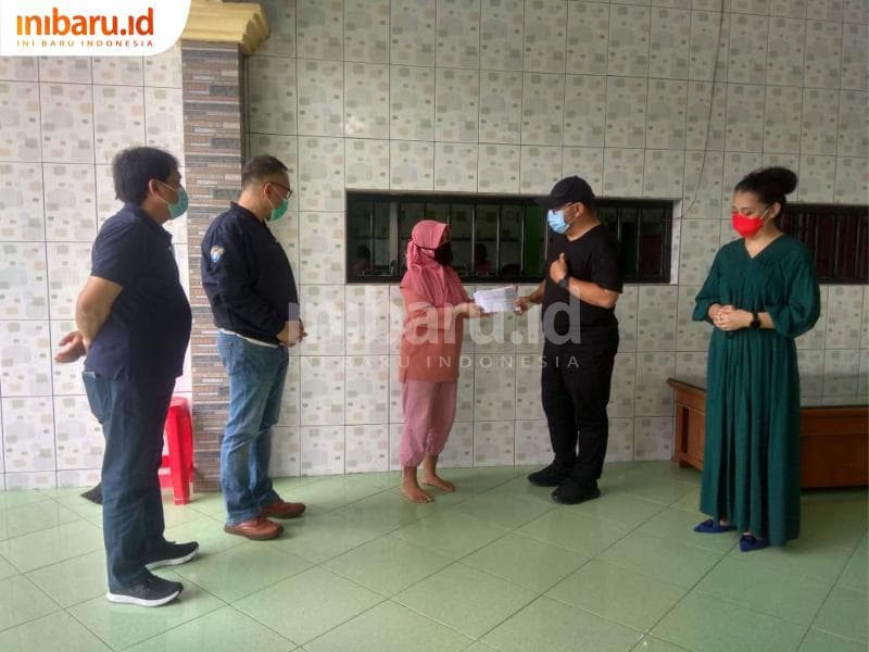 Kunjungi
Panti Asuhan Cacat Ganda, CEO Media Group: Kalau Tulus, Satu Kaki Sudah
Menginjak Surga