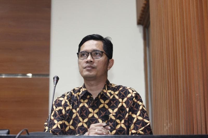 Febri Diansyah menjabarkan kenapa Juliari P Batubara nggak dihukum mati. (Medcom)<br>