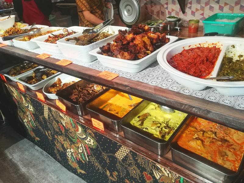 Masakan Monggo Moro. (Ikidane Nippon)<br>