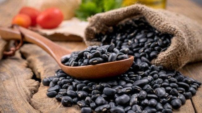 Ilustrasi kedelai hitam. (Shutterstock)