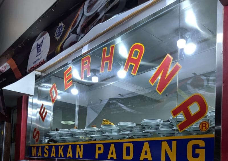 RM Padang Sederhana. (Twitteryusufiman)