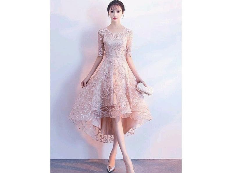 Gaun warna pink, valentine banget. (Pinterest)<br>