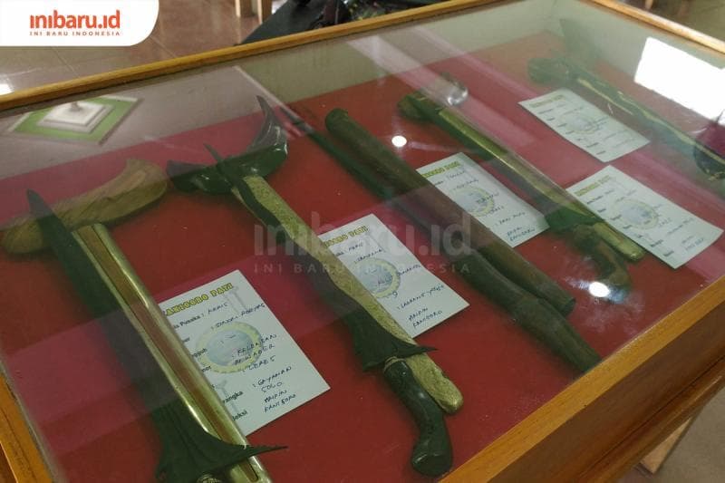 Ada teknik tertentu yang dilakukan para empu untuk mendapatkan meteor, bahan utama keris.&nbsp;(Inibaru.id/ Sitha Afril)