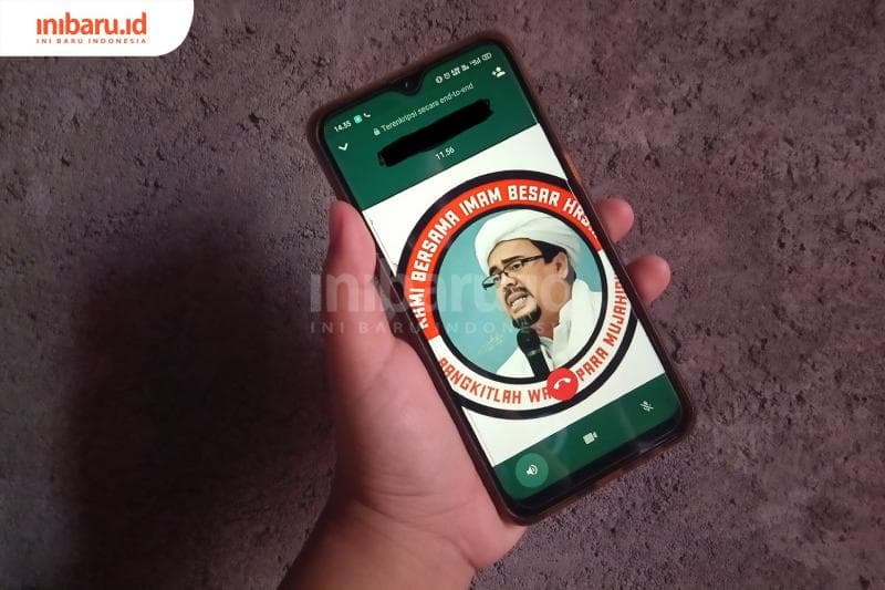 Wawancara telepon dengan eks ketua FPI Jawa Tengah. (Inibaru.id/ Zulfa Anisah)