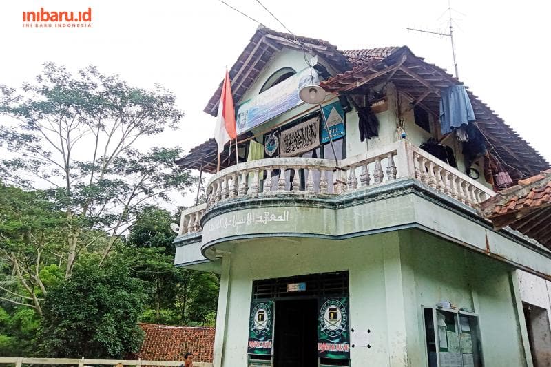 Markas LSI FPI di Pondok Pesantren An-Najiyah. (Inibaru.id/ Zulfa Anisah)