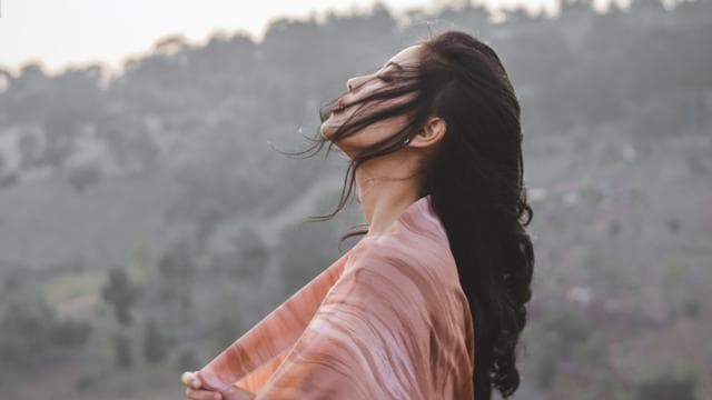 Aquarius yang selalu positif thinking. (Google)