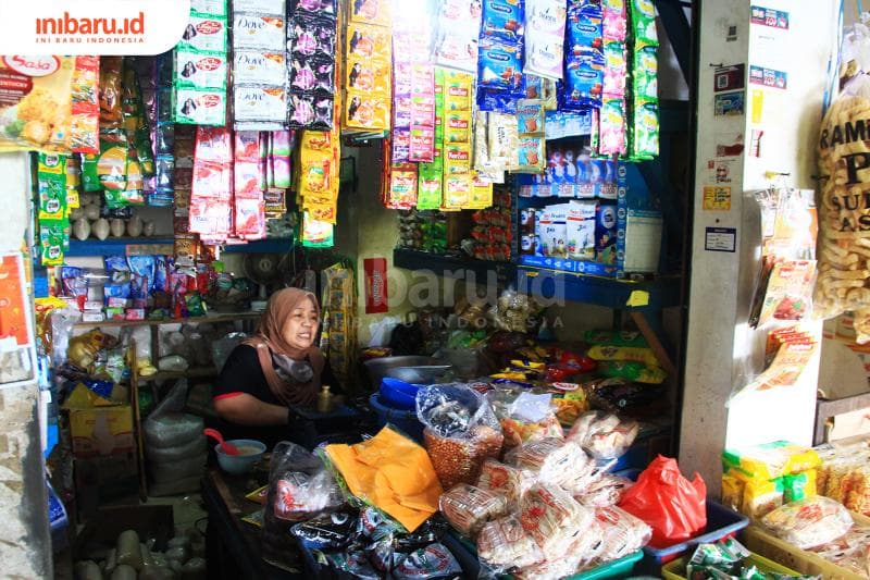 50 persen idealnya digunakan untuk kebutuhan sehari-hari.&nbsp;(Inibaru.id/ Triawanda Tirta Aditya)