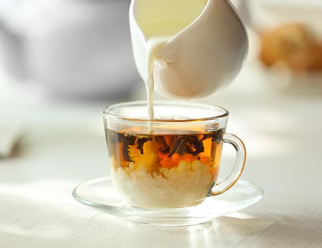 Bolehkah teh dicampur susu? (Frisianflag)