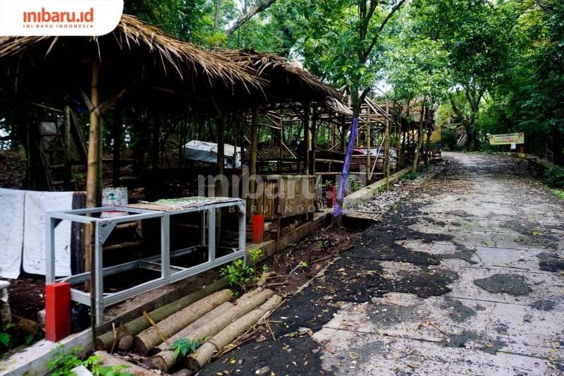 Wisata Swarga Langit yang tutup. (Inibaru.id/ Audrian F)<br>