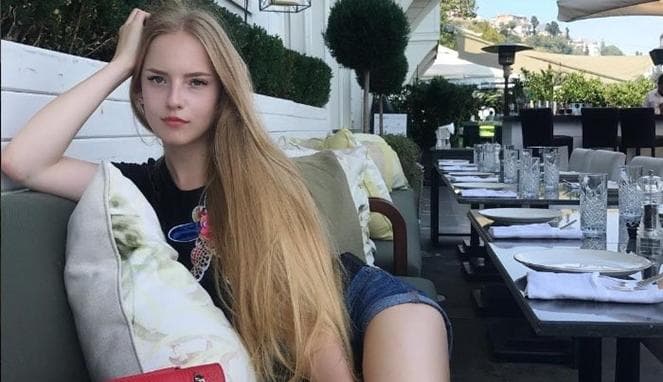 Perempuan Belarusia. (IG/Oksana Neveselaya)<br>