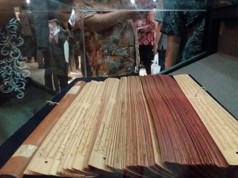 Kitab Sutasoma. (menara62)