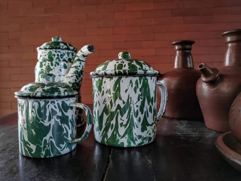 Teko blirik punya banyak makna bagi orang-orang di masa perjuangan. (Shutterstock)<br>