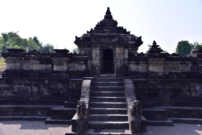 Candi Sambisari. (Flickr/Shankaronline)