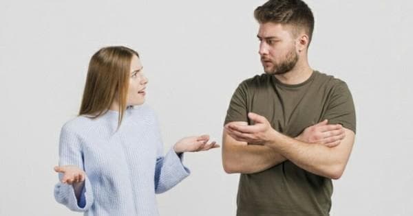 Cuma kamu yang berjuang demi hubungan. (Freepik)