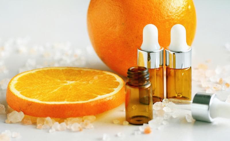 Retinol dan vitamin C adalah ide buruk. (iStockphoto)