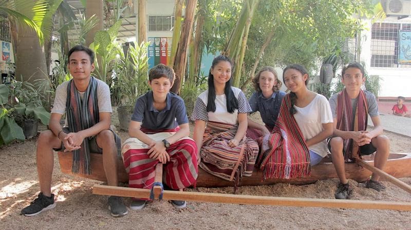 Meski nggak dijadikan bahasa resmi, Bahasa Indonesia ternyata masih digunakan di Timor Leste. (First Global)