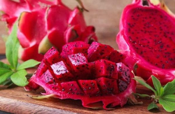 Buah naga merah bisa untuk masker rambut. (Freepik)