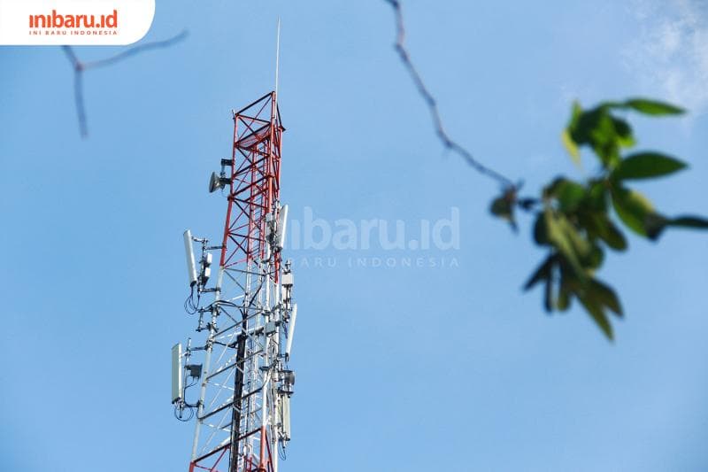 Hujan dan Petir Bisa Bikin Sinyal Hilang?