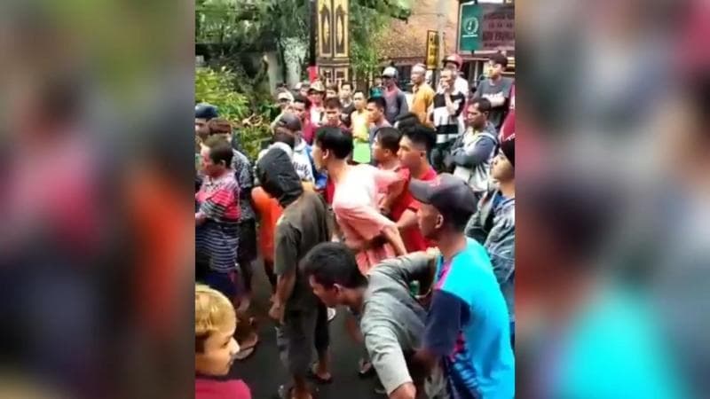 Fenomena kesurupan massal di Temanggung. (Instagram/temanggungzone)