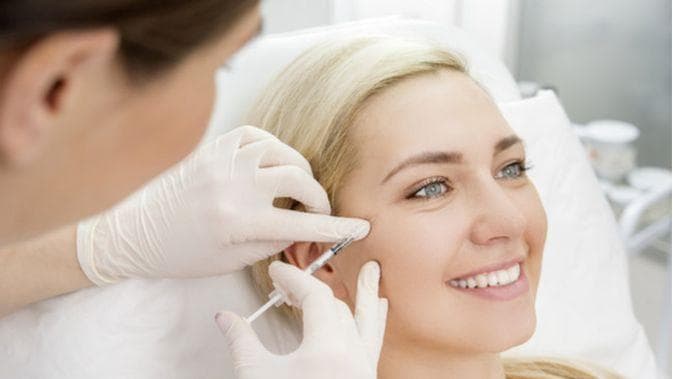 Dilakukan dnegan menyuntikkan zat tertentu. (Hellorf)