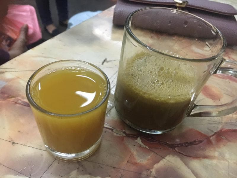 Air rendaman rumput fatimah banyak diminum ibu hamil yang ingin melancarkan persalinan. (Twitter/syakillaalwi_)