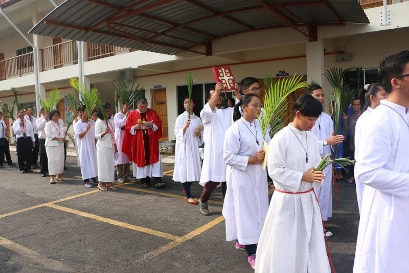 Perayaan Paskah di Indonesia. (Pegipegi)