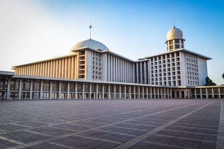 Istiqlal, Cita-Cita Sukarno, dan Masjid Terbesar se-Asia Tenggara yang Kurang Dana