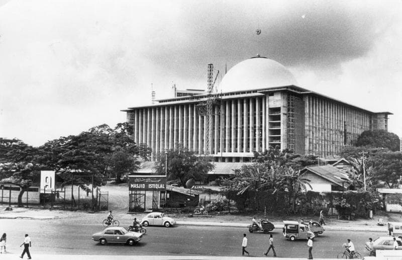 Masjid Istiqlal. (Ikons)