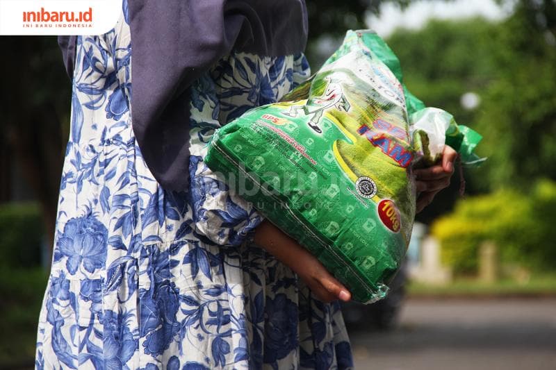 Zakat harus tetap dibayarkan oleh para perantau sebelum Lebaran. (Inibaru.id/Triawanda Tirta Aditya)