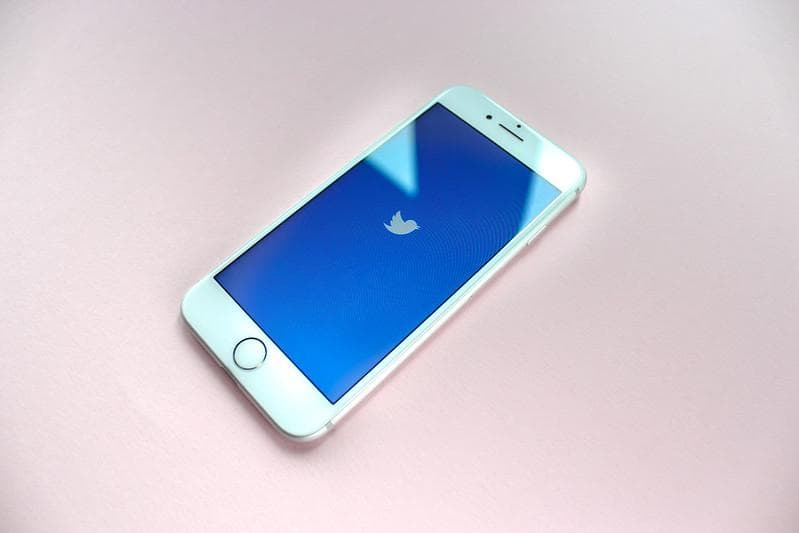 Biar Nggak Gaptek, Istilah Anak Zaman Now di Twitter Ini Harus Kamu Tahu!