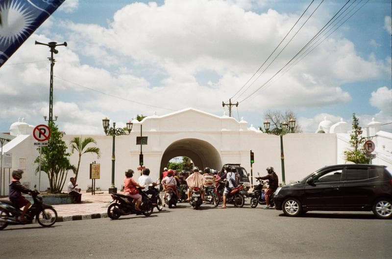 Plengkung Gading, satu dari lima gapura di Indonesia. (Twitter/idoennn)