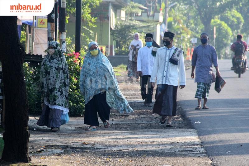 Sejarah Sarung, Asli Indonesia atau Dibawa dari Negara Lain?