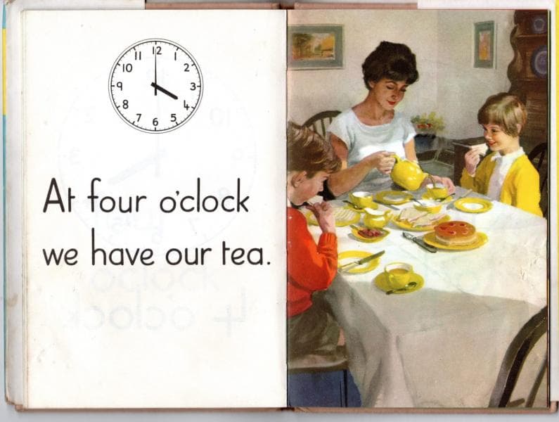 Gambar di kaleng biskuit Khong Guan ternyata berasal dari sebuah buku di Inggris. (ladybirdflyawayhome.com/Helen Day)