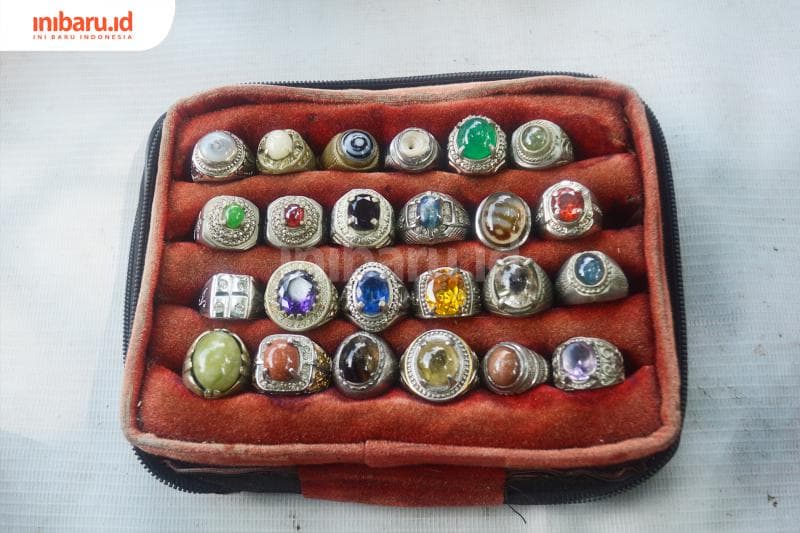 Tempat akik yang wajib dimiliki oleh pemilik akik di rumah.&nbsp;(Inibaru.id/ Kharisma Ghana Tawakal)