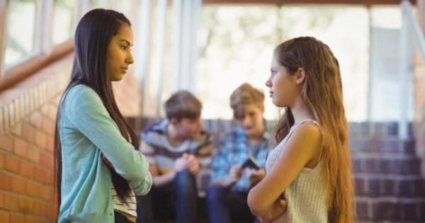 Gemini nggak paham kalau kamu pengin sendirian. (Freepik via Popmama)