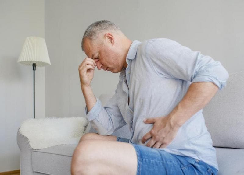 Asam lambung naik bisa menyebabkan mulut pahit dan baunya nggak enak. (Medicalnewstoday)<br>