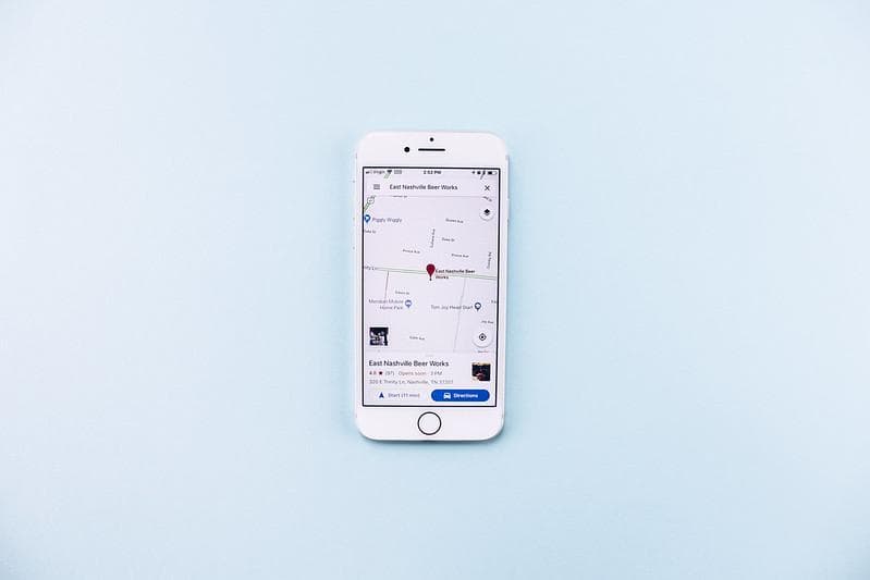 Meski sudah memakai teknologi tinggi, terkadang Google Maps mengarahkan kita ke rute-rute yang aneh, lo. (Flickr/Stock Catalog)