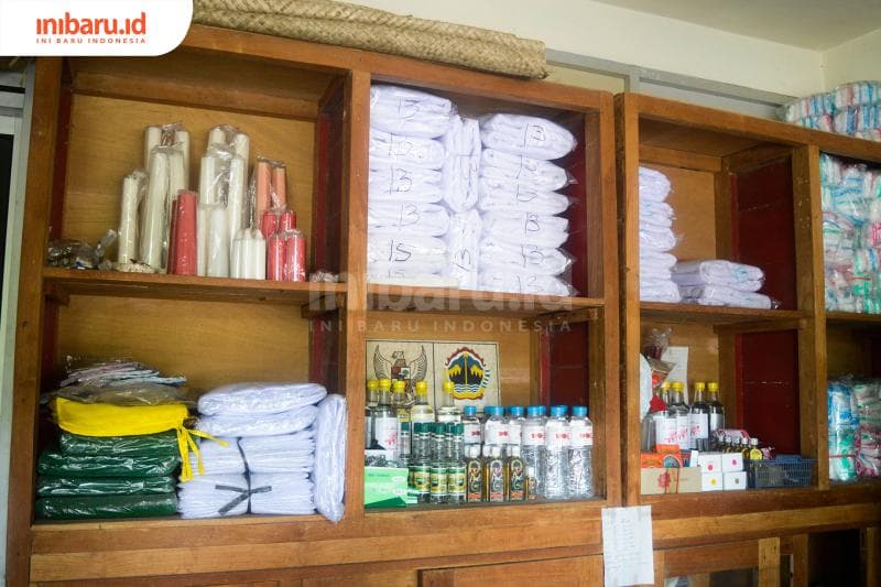 Berbagai macam perlengkapan pengkuburan jenazah. (Inibaru.di/Kharisma Ghana Tawakal)